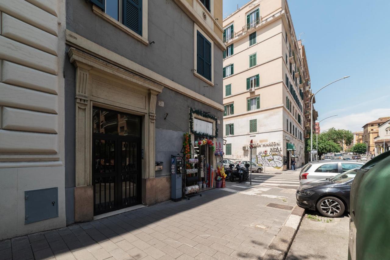 Functional Apartment - Piazza Re Di Roma ภายนอก รูปภาพ